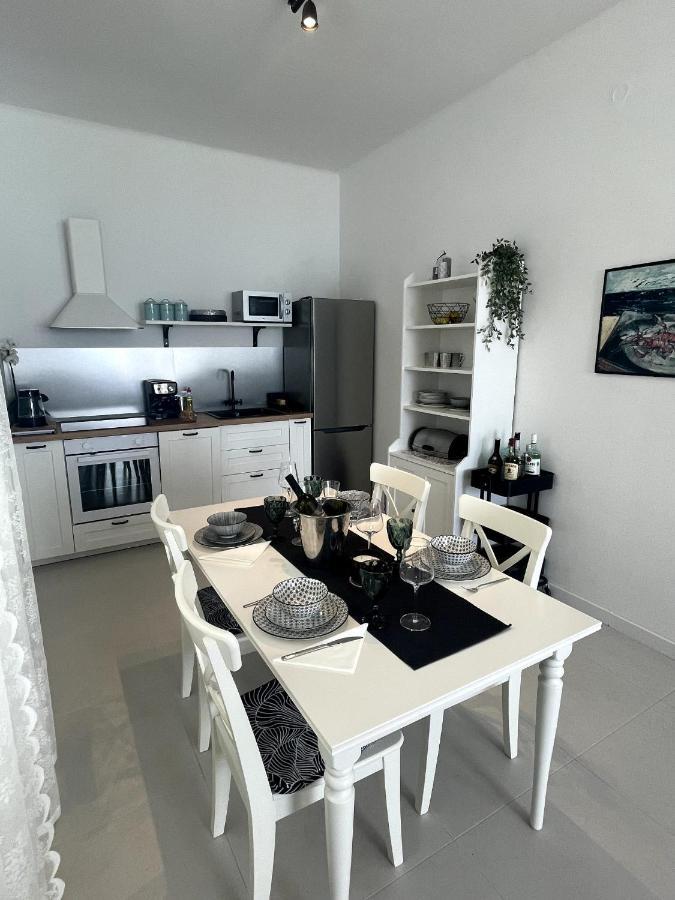 Luxury Apartment Lukas Orebic Bagian luar foto